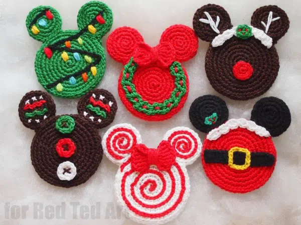 Christmas-Crochet-Mickey-Mouse.jpg