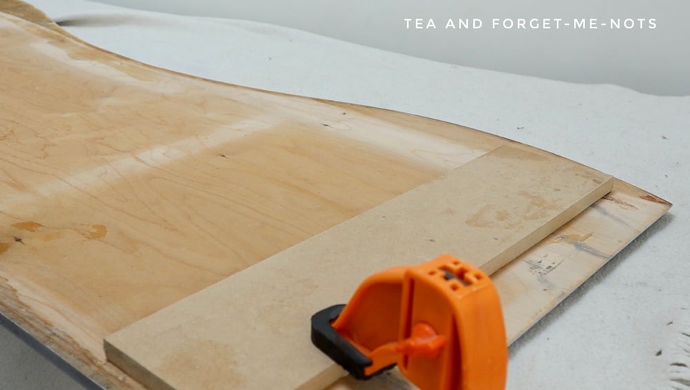 Clamping mdf pieces to dry on diy desk