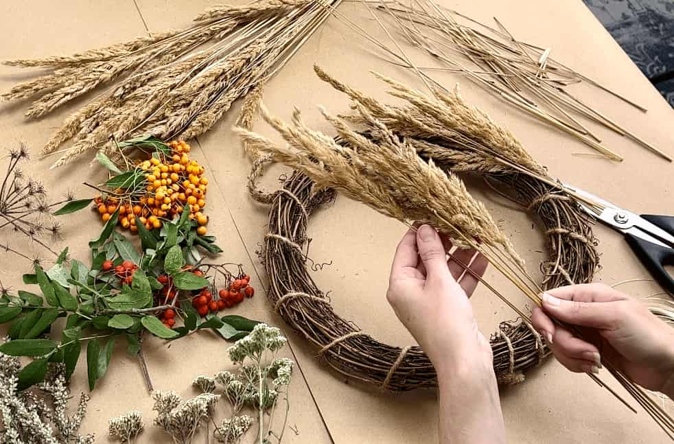 flower bundle for wreath making