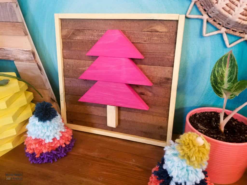 Scrap-Wood-Framed-Christmas-Tree-2