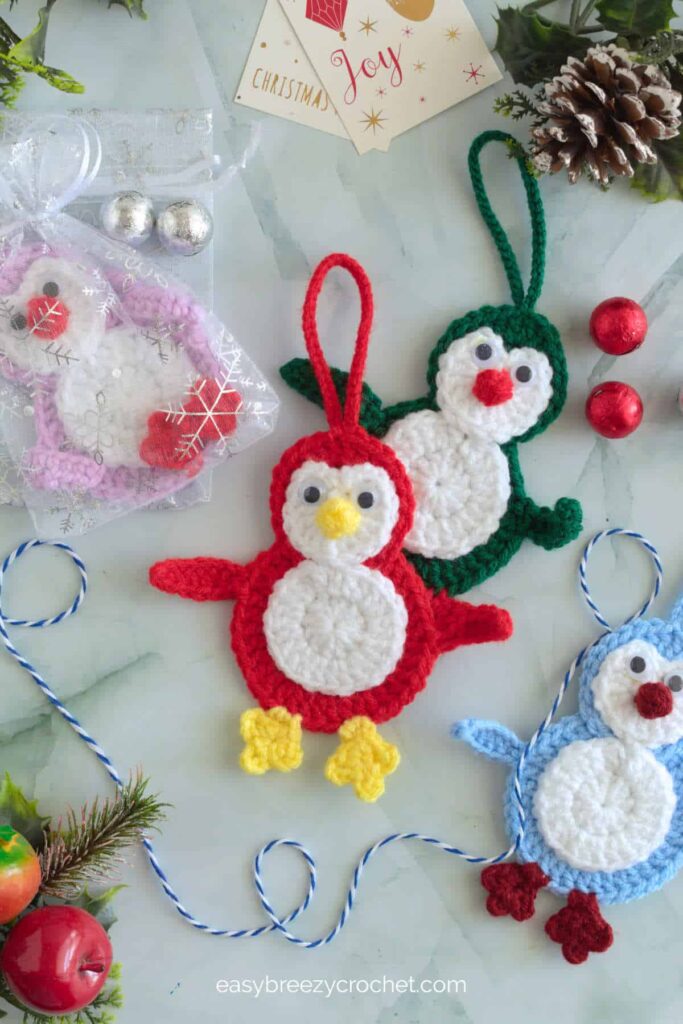 crochet-penguin-christmas-ornament