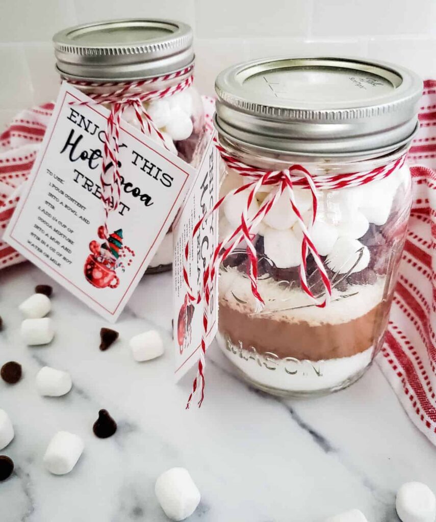 hot-cocoa-in-a-jar