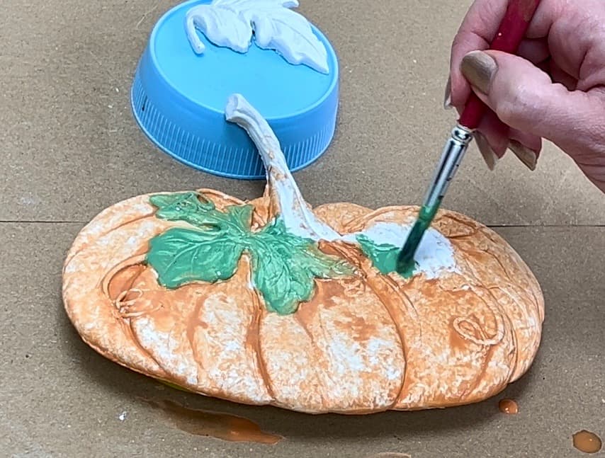 painting pumpkin mould