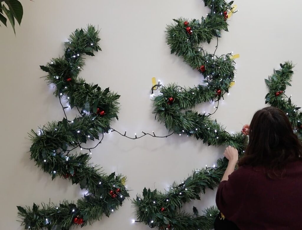 wrap lights around wall christmas tree