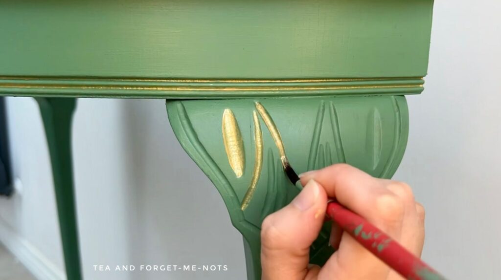 The Best Paint Brush For Furniture (And What Each Shape Is For) – Tea and  Forget-me-nots