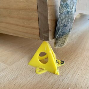 Using a paintbrush on the edge of the piece due to the pyramids -  tools under £15