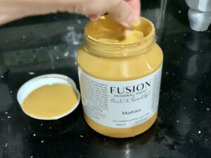 Fusion Mineral Paint in Mustard 