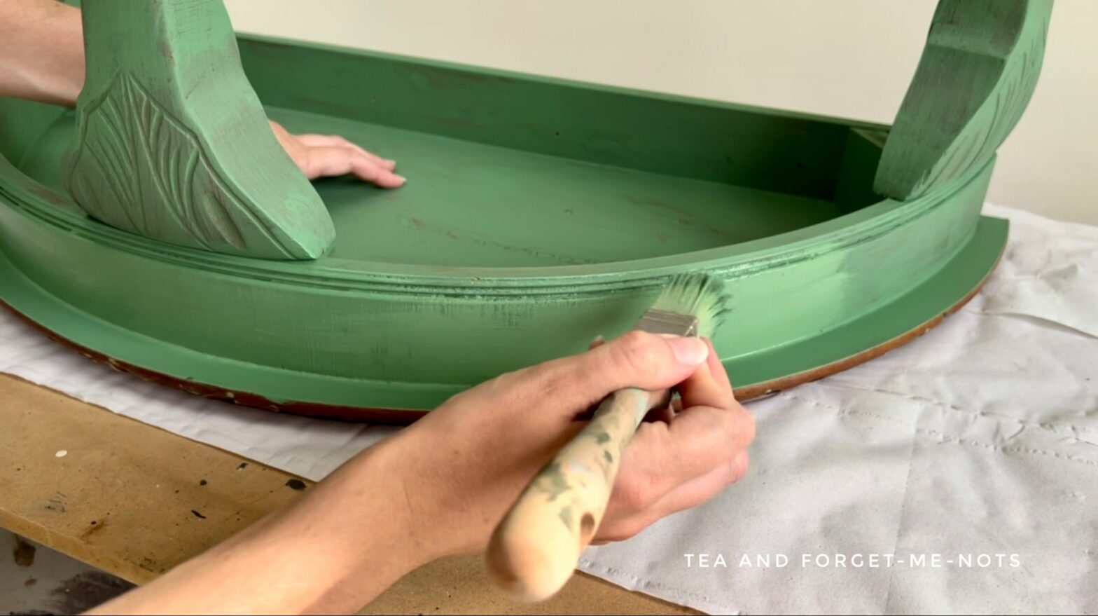 Quick and easy update for a half moon table makeover