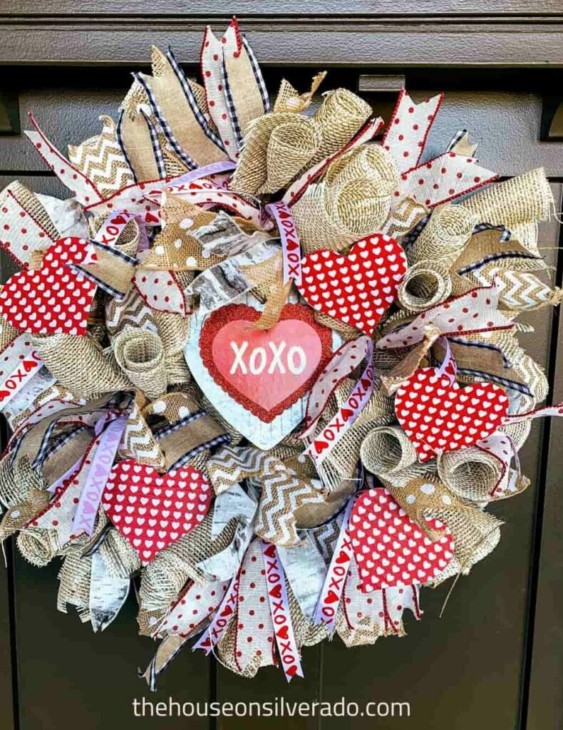 21+ Easy DIY Valentine Wreaths For Your Front Door – Tea and Forget-me-nots